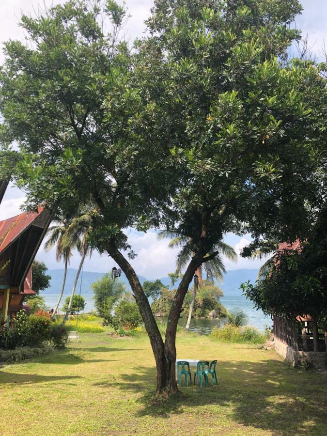 Leokap Homestay Tuk Tuk Extérieur photo